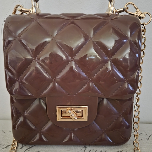 Diamond Quilted Elodie Crossbody Bag Gold Accent Hardware Detachable Gold Strap - Picture 4 of 11